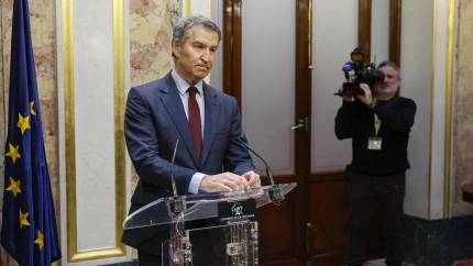 El líder del PP, Alberto Núñez Feijóo, comparece ante la prensa este jueves en el Congreso