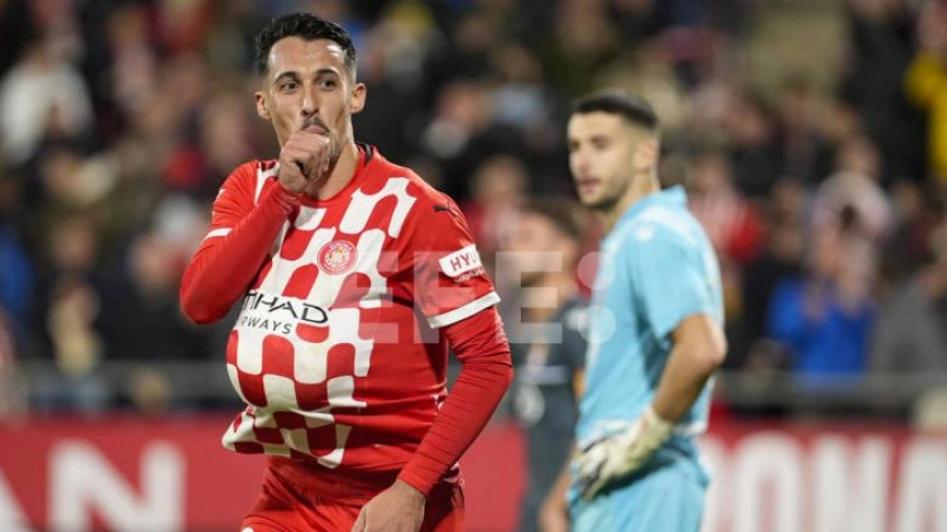 Miovski le dedica su gol a su futuro hijo