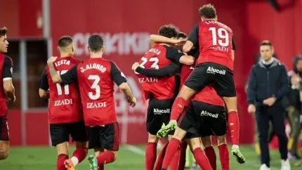 El Mirandés celebra el gol al Eldense (LaLiga)