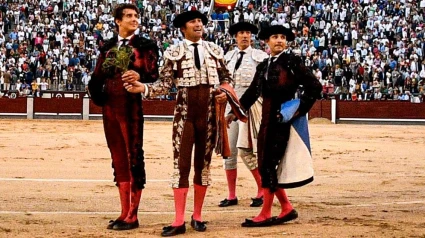 Andrés Roca Rey, junto a Viruta, Antonio Chacón y Paquito Algaba