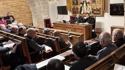 (Foto de ARCHIVO)
Reunión de coordinación Arzobispado Valencia
REMITIDA / HANDOUT por ARZOBISPADO VALENCIA
Fotografía remitida a medios de comunicación exclusivamente para ilustrar la noticia a la que hace referencia la imagen, y citando la procedencia de la imagen en la firma
27/11/2024