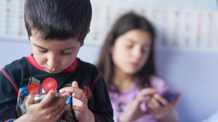 Analizamos el impacto de las redes sociales en menores en nuestra tertulia