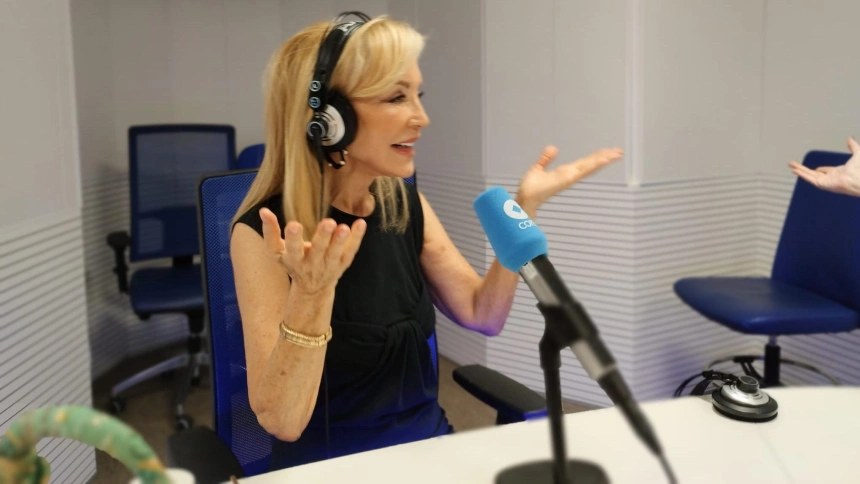 Lomana en los estudios de COPE