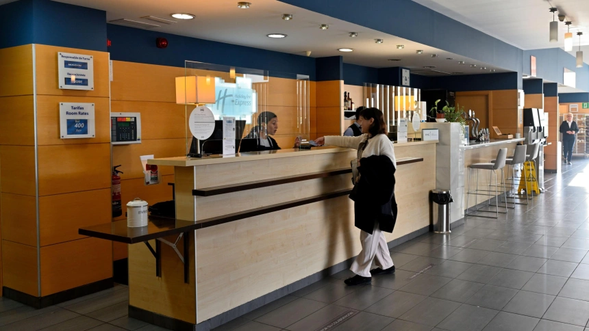 Recpeción de un hotel, archivo