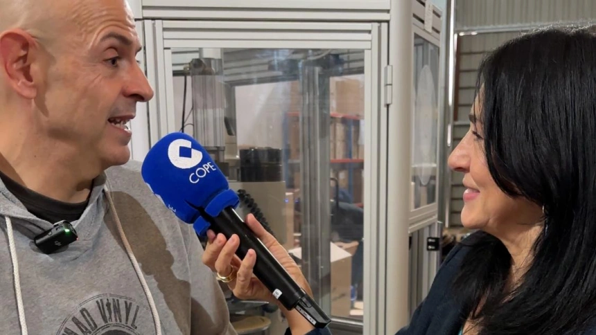 Pilar Cisneros con Eugenio López, CEO de 'Mad Vinyl'