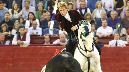 El rejoneador Duarte Fernandez