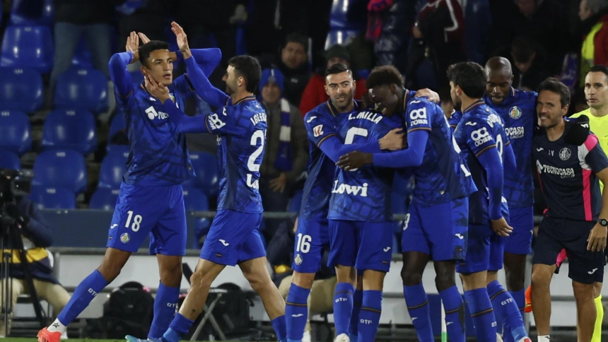 Álvaro Rodríguez celebra el gol del Getafe al Espanyol