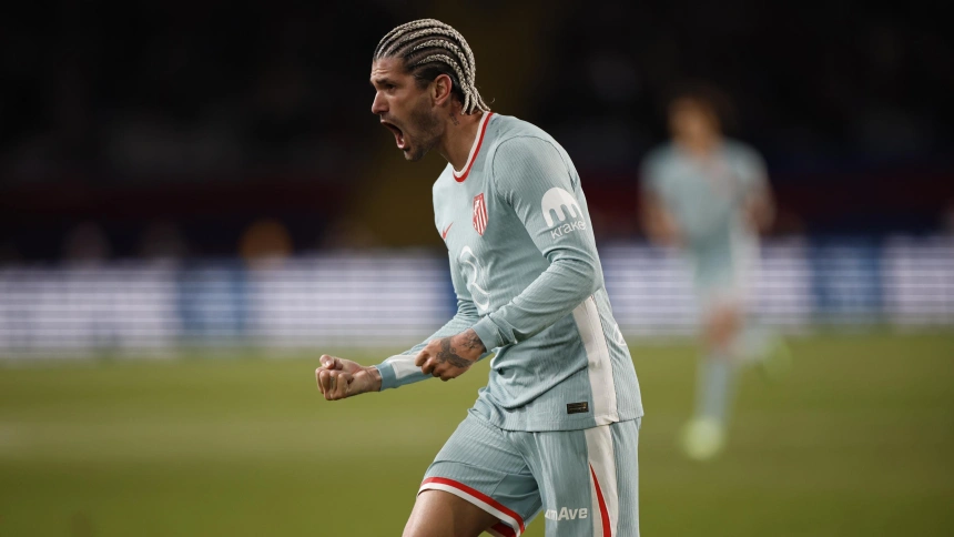 Rodri de Paul celebra su gol ante el Barcelona