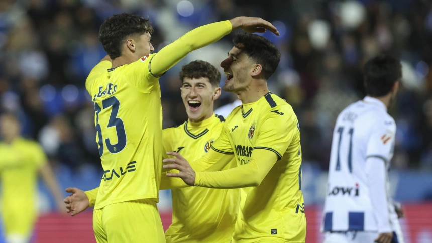 Cabanes celebra el 2-5 del Villarreal contra el Leganés.