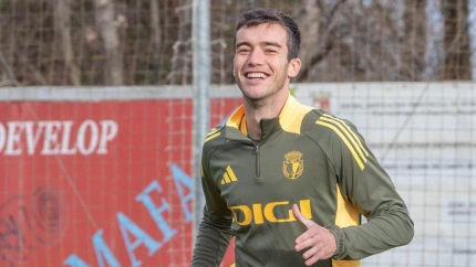 En capitán del Burgos CF, Aitor Córdoba, en un entrenamiento de esta semana en Castañares