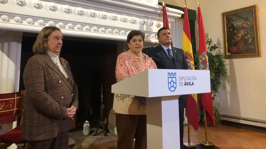 Rectora de la UCAV, María del Rosario Sáez Yuguero