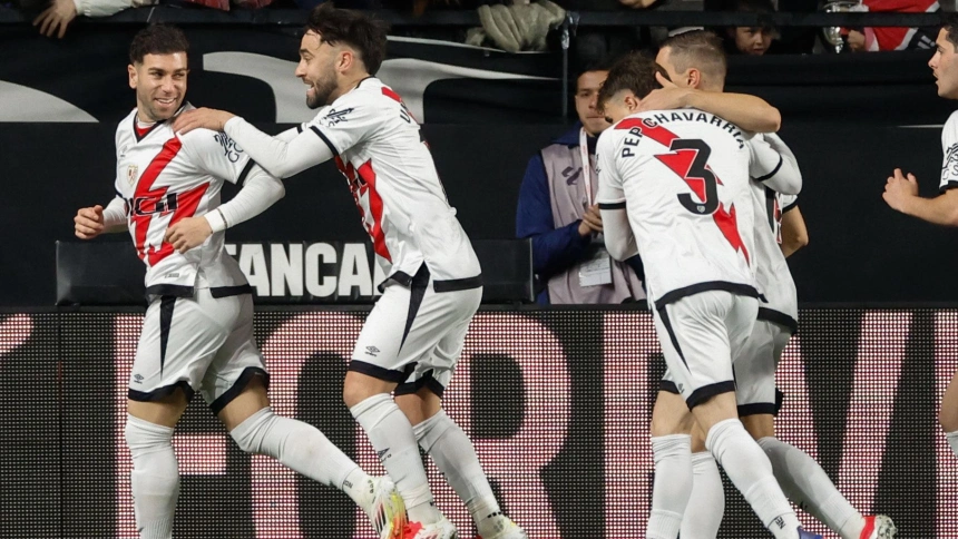 Embarba celebra su gol, primero del equipo madrileño