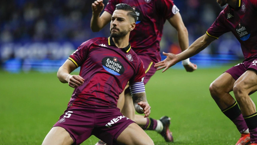 Javi Sánchez celebra el 1-1 del Valladolid contra el Espanyol.