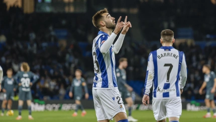 Brais Méndez celebra el gol del Real Sociedad - Espanyol