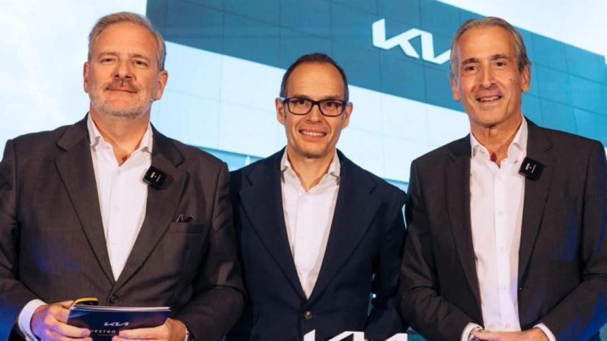 El equipo de Cervera Motor en Sevilla durante los Platinum Prestige Dealer Award