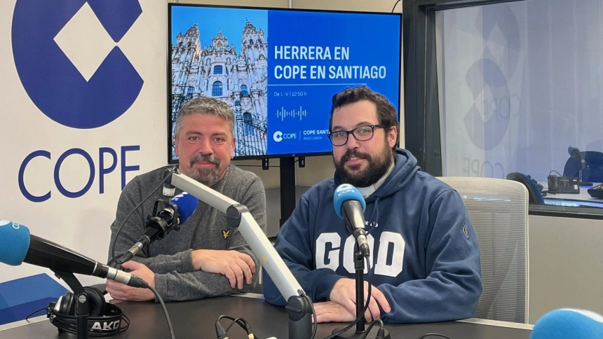 Párroco de Santa María de Sar en los estudios de COPE Santiago