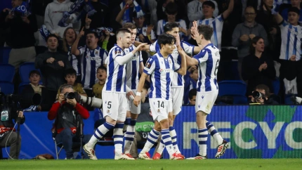 La Real Sociedad celebra uno de los goles al Midtjylland