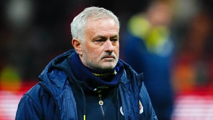 Mourinho durante un partido del Fenerbahçe.