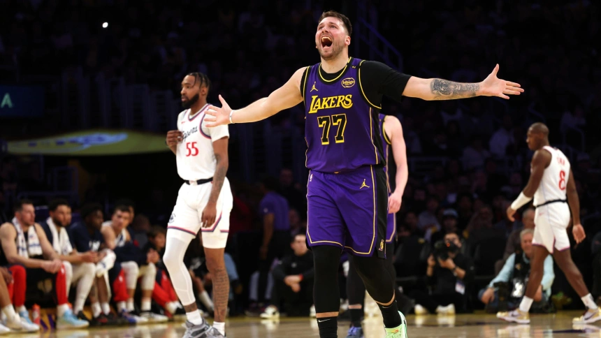 Doncic, en la victoria frente a los Clippers