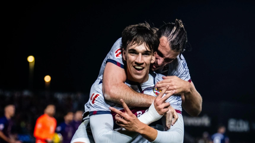 Espí celebra el 1-2