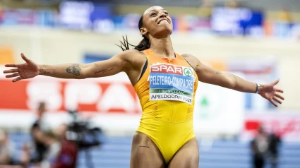 Ana Peleteiro celebra su oro en el Europeo indoor de Apeldoorn