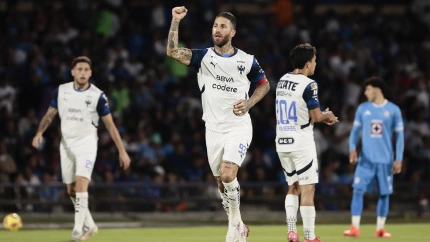 Sergio Ramos celebra su segundo gol con el Monterrey