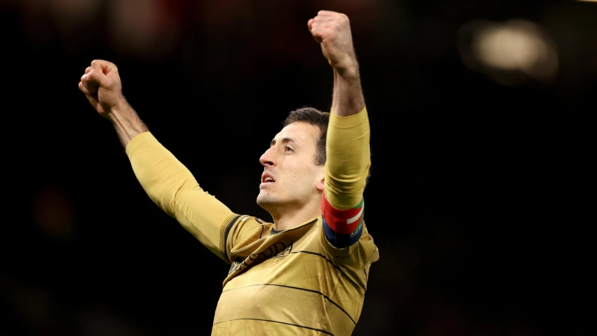 Oyarzabal marca el primer gol de la Real Sociedad contra el Manchester United