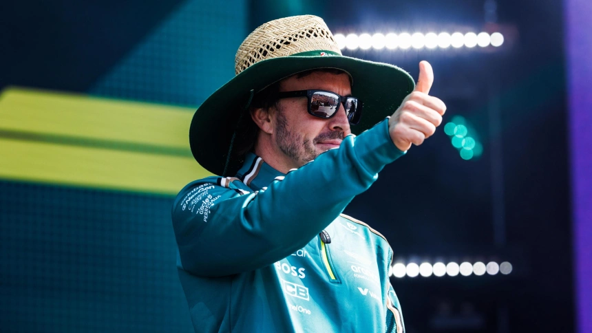 Fernando Alonso saldrá duodécimo este domingo en el circuito de Albert Park.