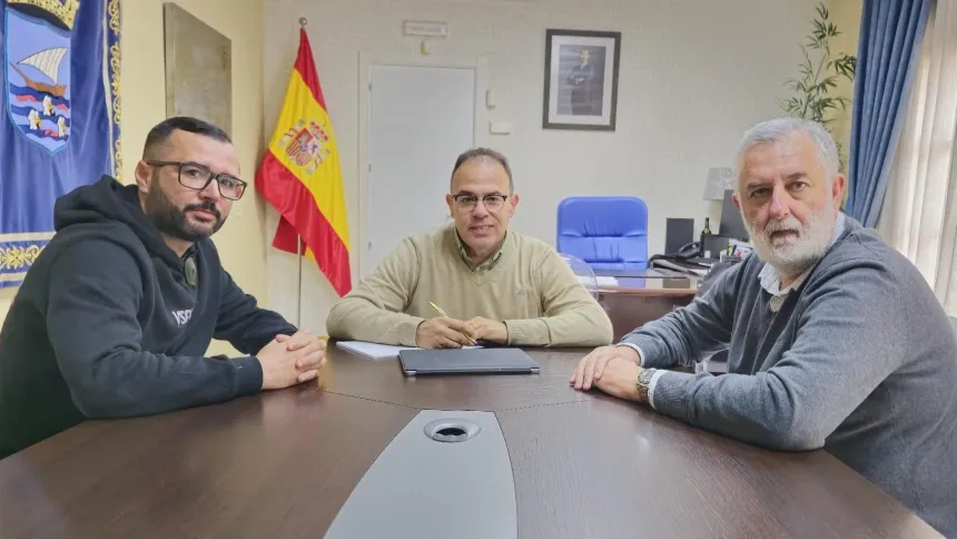 En cuanto pasen las tormentas, las playas de Almuñécar y La Herradura estarán en perfecto estado