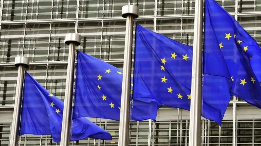 Bandera de la Unión Europea en Bruselas