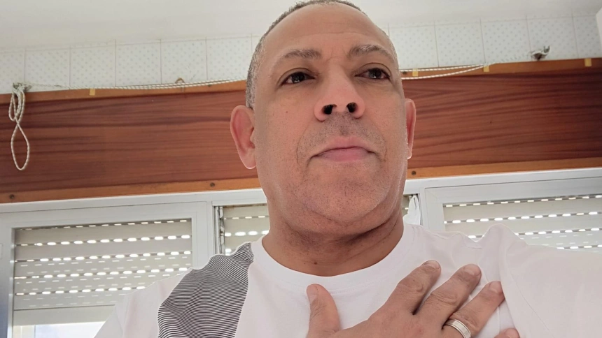 Rafael invita a todos por su cumpleaños en Ribadeo