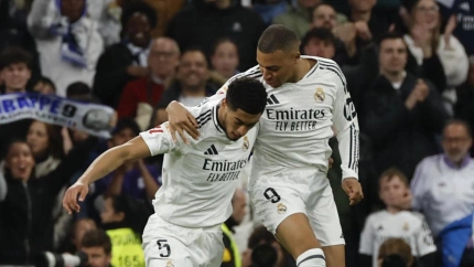 Bellingham celebra con Mbappé el 2-2 del Real Madrid contra el Leganés