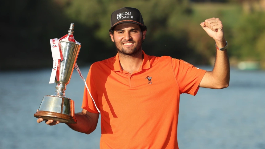 Eugenio López Cacharra ha ganado su primer torneo del DP World Tour.