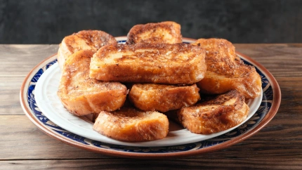 Imagen de archivo de un plato de torrijas