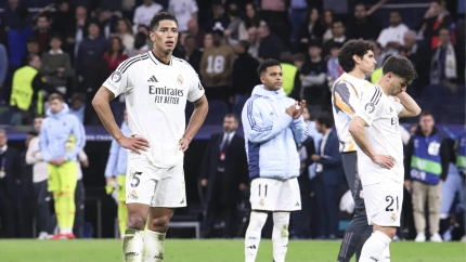 Los jugadores del Real Madrid, cabizbajos tras la eliminación