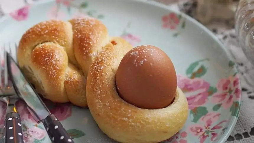 Tradicional mona de Pascua