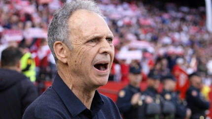 Spanish La Liga EA Sports soccer match Sevilla vs Alaves at Ramon Sanchez Pizjuan Stadium in Sevilla, spain 20 April 2025SEVILLA 20/04/2025JORNADA 32 LIGA EA SPORTSESTADIO RAMON SANCHEZ PIZJUAN900/Cordon Press