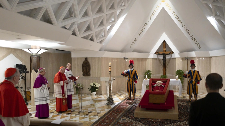 Primeras imágenes del Papa Francisco tras su fallecimiento