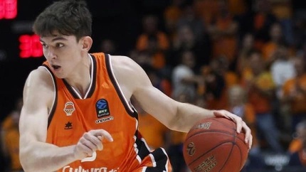 De Larrea ha explotado este año en el Valencia Basket