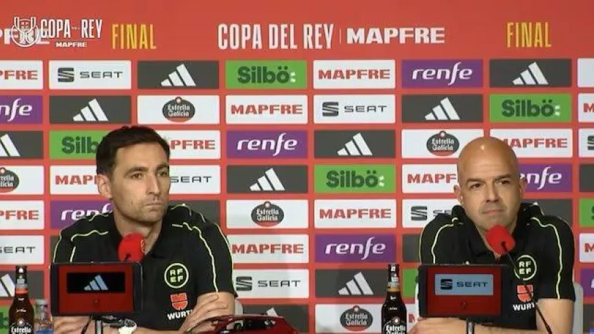 De Burgos Bengoetxea y González Fuertes, árbitros de campo y VAR de la final de Copa.