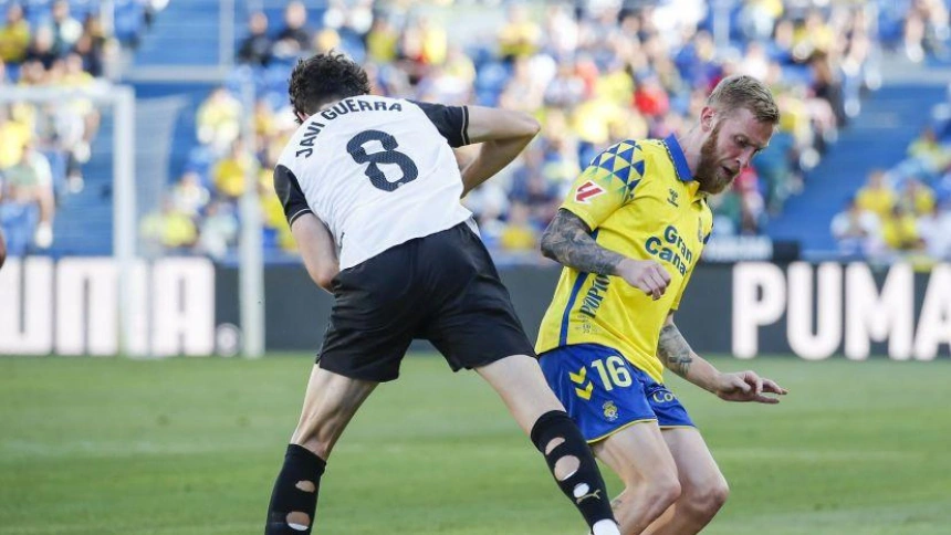 Gol de McBurnie (Las Palmas, 2 - Valencia, 3)