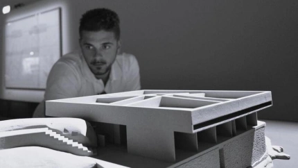 Alejandro Centeno, fundador del estudio ExNovo Arquitectura, representa a una nueva generación de arquitectos que ve en su provincia una oportunidad para crecer, emprender y transformar desde lo local