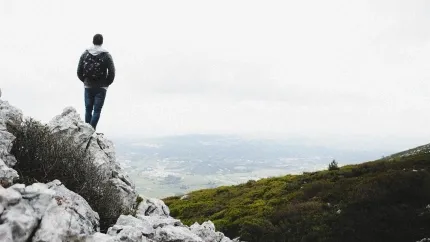CAMINAR EN MAYÚSCULAS | 08 MAYO 2025 |