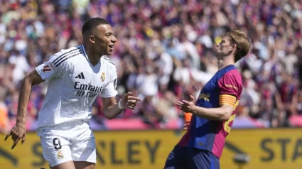 Mbappé celebra el 0-2 del Real Madrid contra el Barcelona