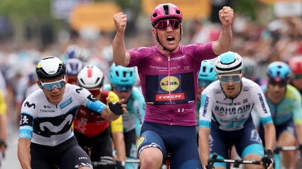 Mads Pedersen conquistó su segundo triunfo de lo que va de Giro y recuperó la maglia rosa.