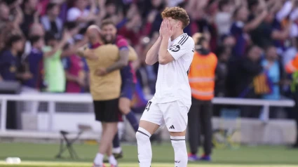 Víctor Muñoz, entre lágrimas tras el pitido final después de la ocasión fallada.