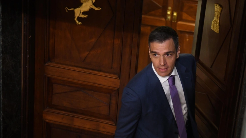¿Qué opina sobre los mensajes ahora descubiertos de Pedro Sánchez a Ábalos?