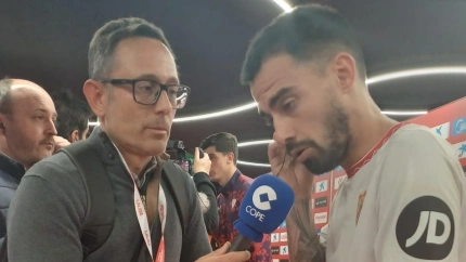 Victor Fernández junto a Suso