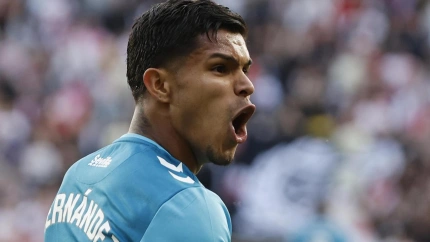 'Cucho' Hernández celebra el gol en el Rayo - Betis