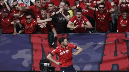 Raúl García celebra el 2-0 de Osasuna contra el Espanyol